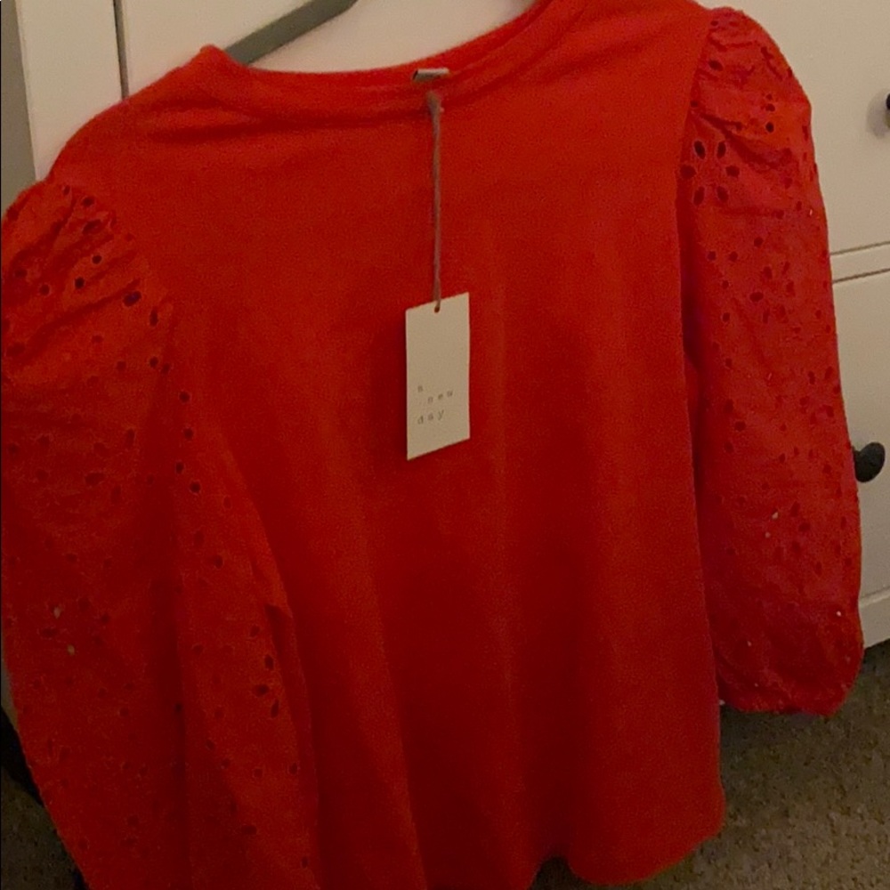 Cotton & Deep Coral color top